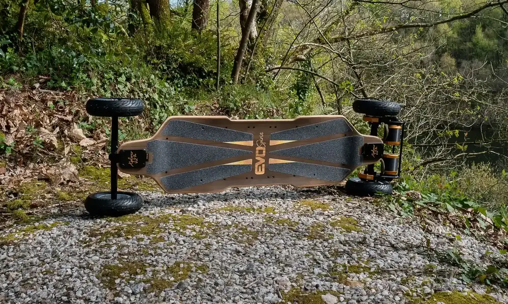 Skateboard eléctrico Xplorer V2 Pro todo terreno Gear Drive Gold